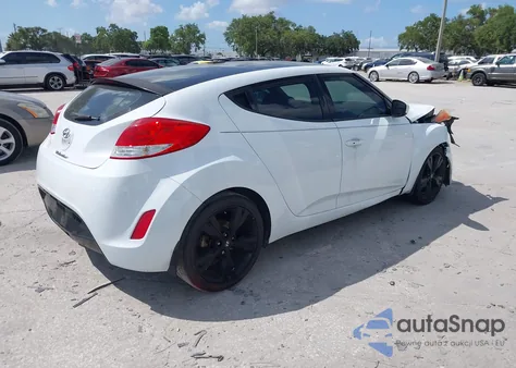 2017 Hyundai Veloster Value Edition из США, поврежденный, VIN KMHTC6AD2HU319876